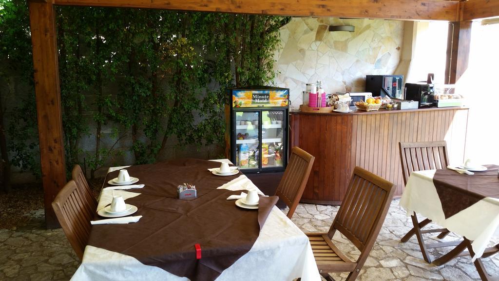 B&B Quattrostelle Cavallino Zewnętrze zdjęcie